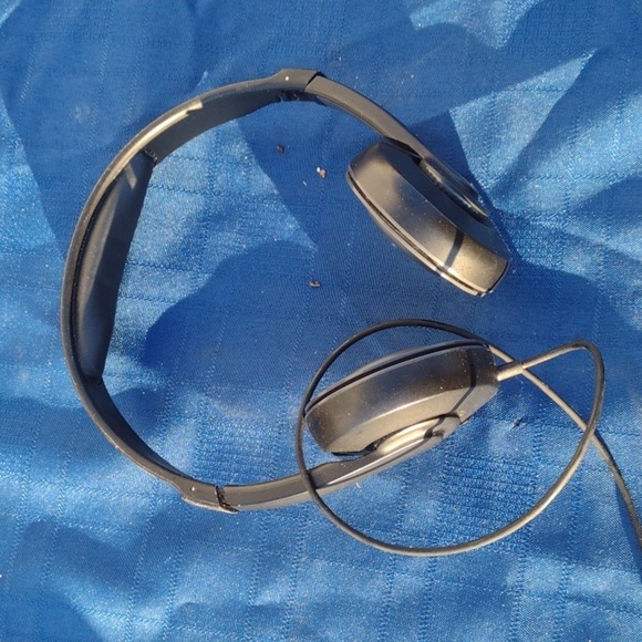 Skullcandy Wired Headphones - Picture 1 of 2